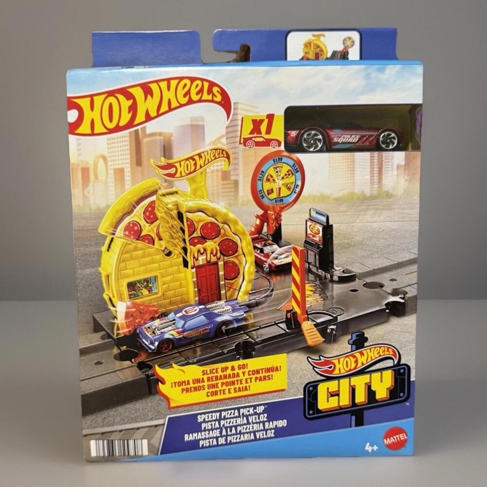 Hot Wheels Speedy Pizza Pick-Up with Race Car New in Box